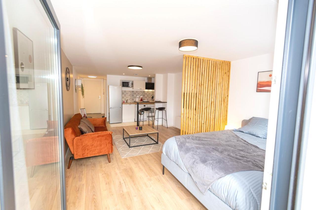 Kasa Gloria - Tout Equipe - Place Parking Privee - Wifi Saint-Quentin  Exterior photo